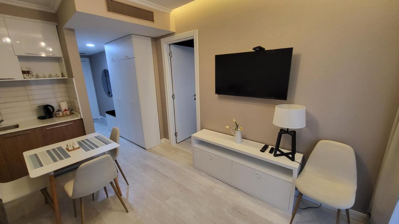 Holiday Apartments Батуми Экстерьер фото