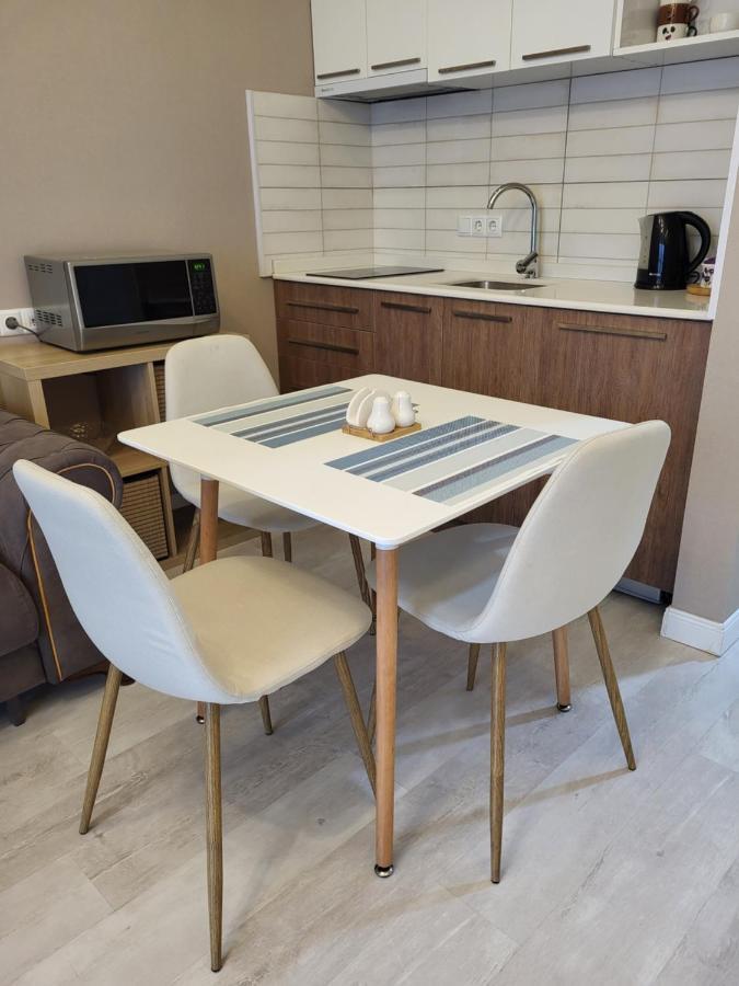 Holiday Apartments Батуми Экстерьер фото