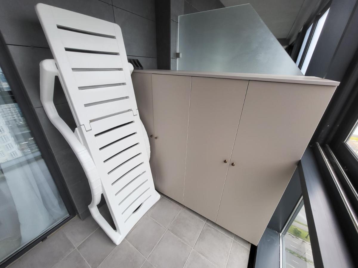 Holiday Apartments Батуми Экстерьер фото