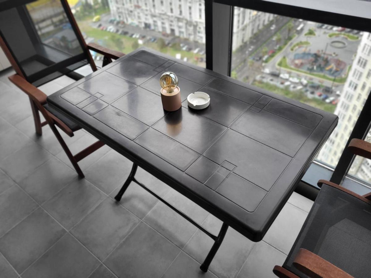 Holiday Apartments Батуми Экстерьер фото